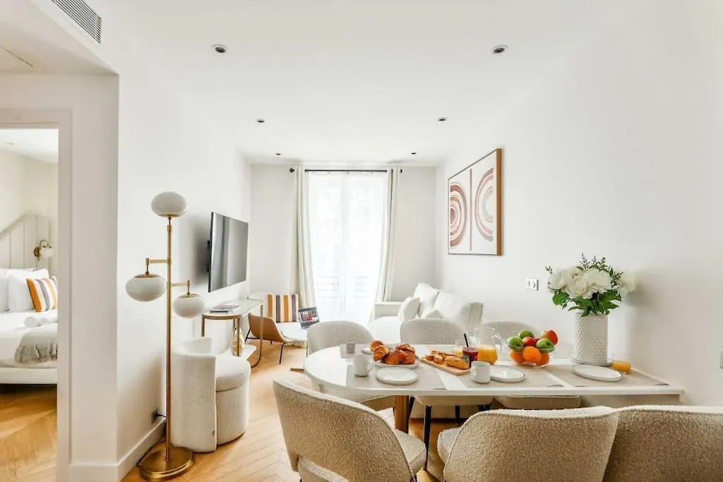 Apartment Magnificent Family Flat - Le Marais - With Ac Paris